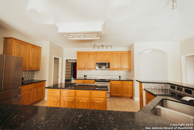 519 Wildgrove Ln Property Photo 18