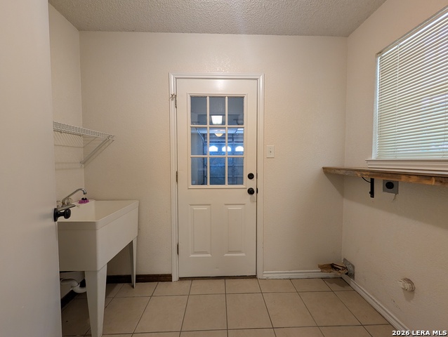 1644 W County Line Rd Property Photo 18