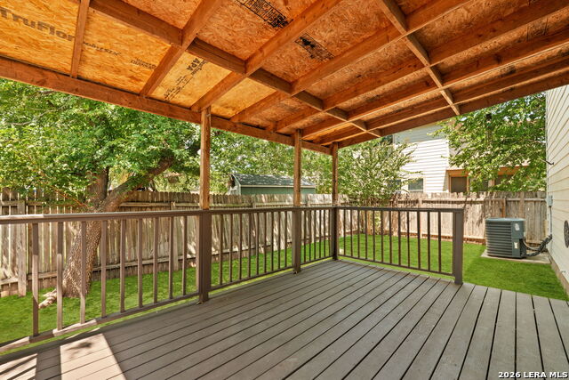 135 Booker Palm Property Photo 24