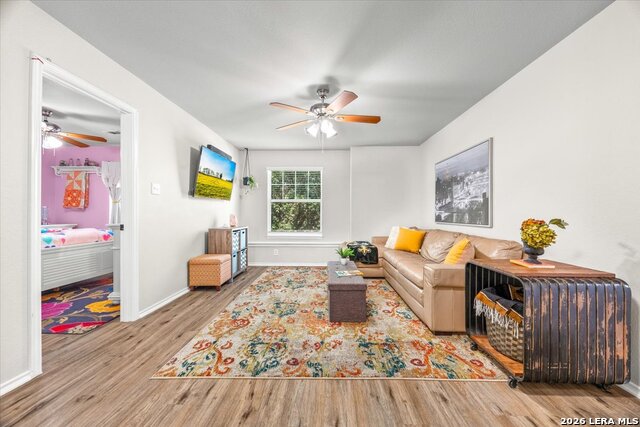 10610 Axis Xing Property Photo 22