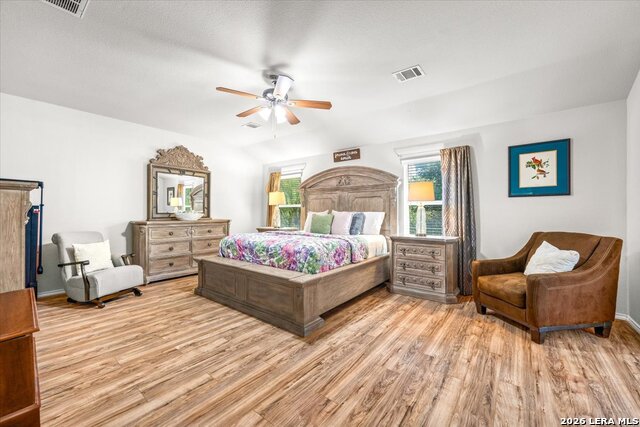 10610 Axis Xing Property Photo 25