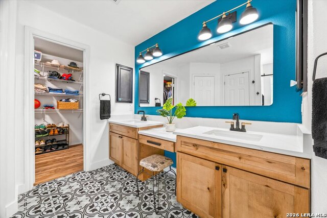 10610 Axis Xing Property Photo 28