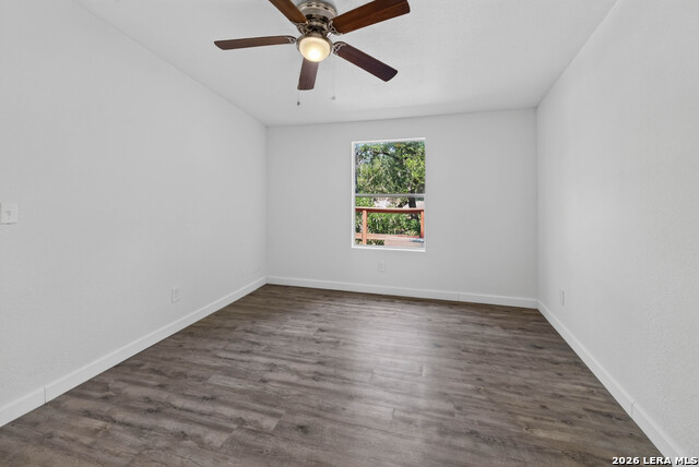 2408 Deer Run Pass Property Photo 31