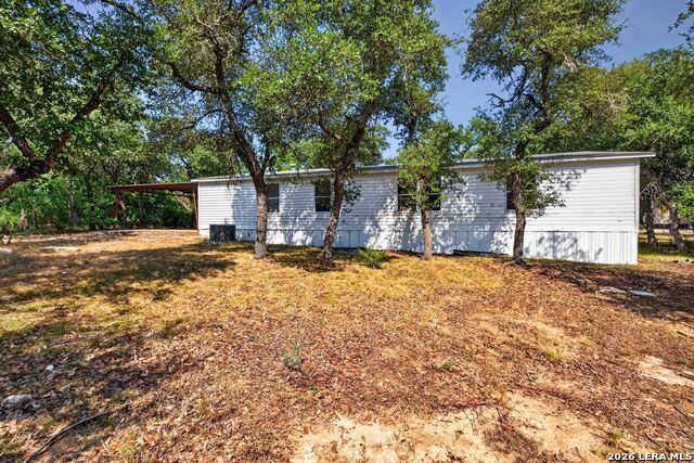2408 Deer Run Pass Property Photo 39