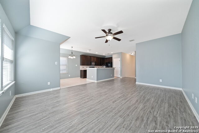 369 Derby Dr Property Photo 5