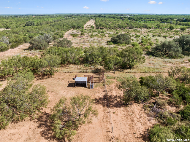 466 County Road 742 Property Photo 41