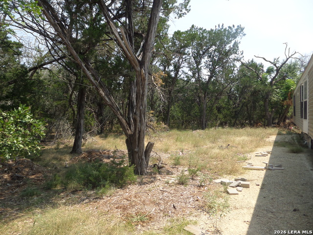 698 Scenic Dr Property Photo 8