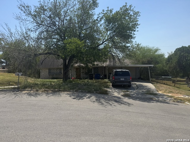 206 Threadneedle Property Photo 1