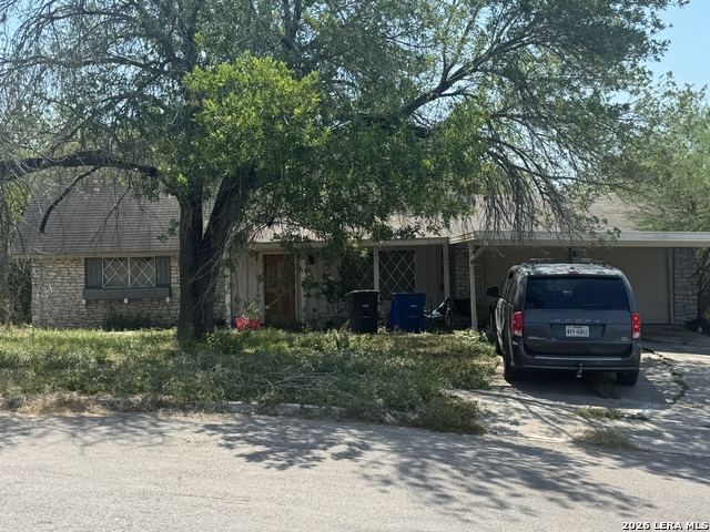 206 Threadneedle Property Photo 3