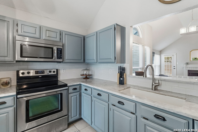 25123 Summit Crk Property Photo 11