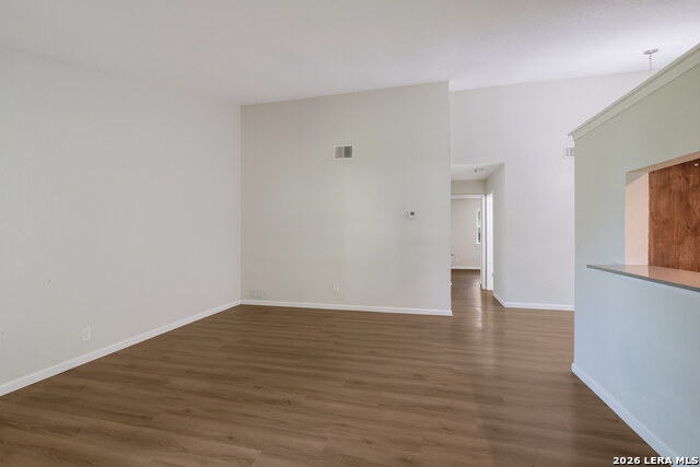 5214 Meadow Rise St Property Photo 5