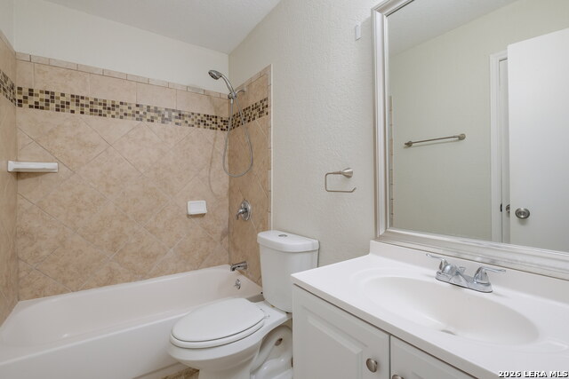 5214 Meadow Rise St Property Photo 10