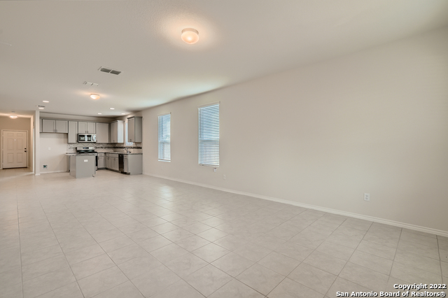 11107 Hilltop Barn Property Photo 6