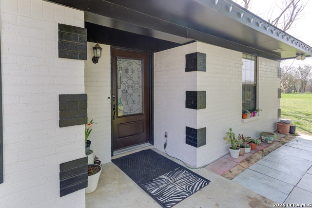 2911 Morningside Dr Property Photo 3