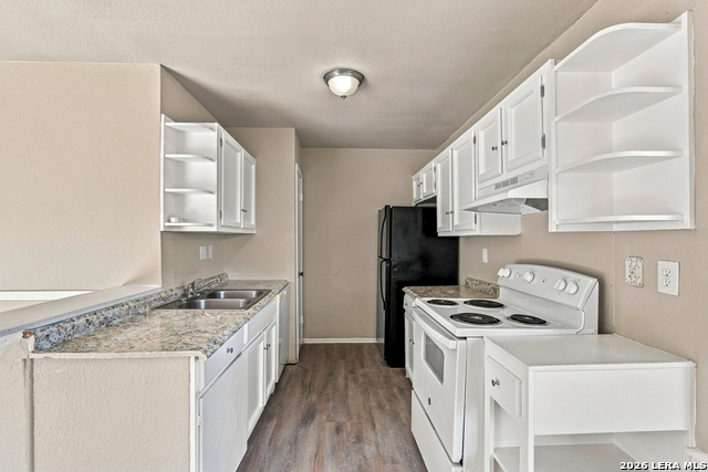 9602 Vale Property Photo 4