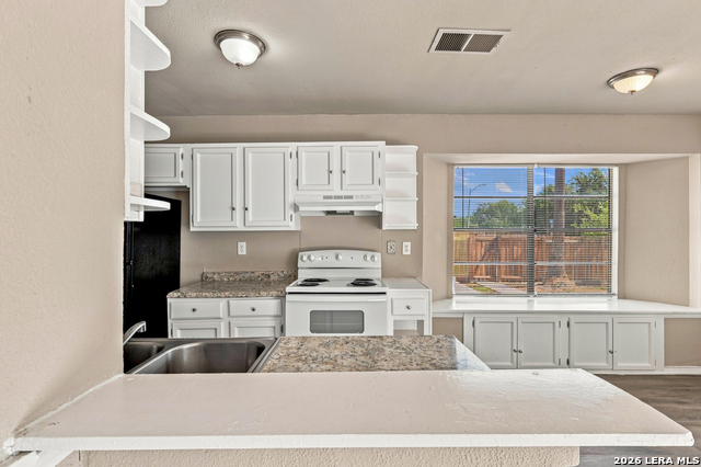 9602 Vale Property Photo 7