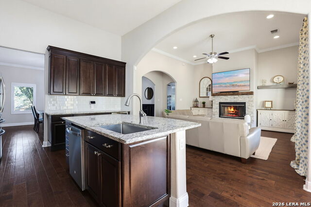 1715 Slumber Pass Property Photo 16