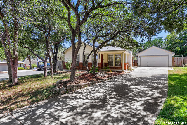 13103 Stoney Creek Dr Property Photo 2