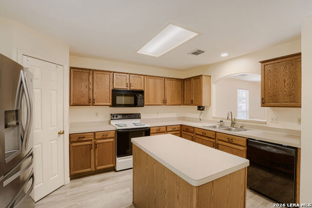 13103 Stoney Creek Dr Property Photo 10