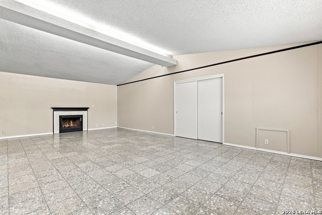 801 Oblate Dr Property Photo 3