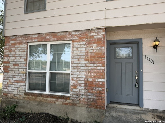14401 Brook Hollow Blvd Property Photo 3