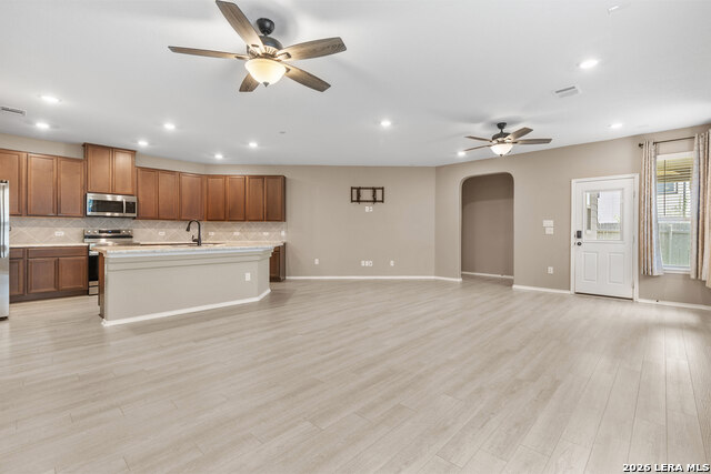 6405 Wagon Spring St Property Photo 8