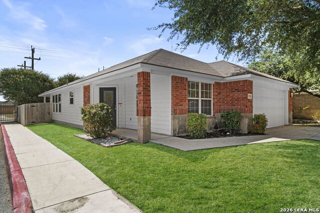 9718 Sun Ml Property Photo 2