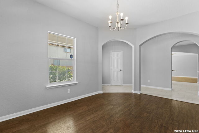 9718 Sun Ml Property Photo 8