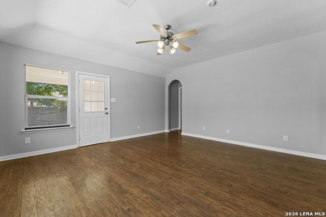 9718 Sun Ml Property Photo 15