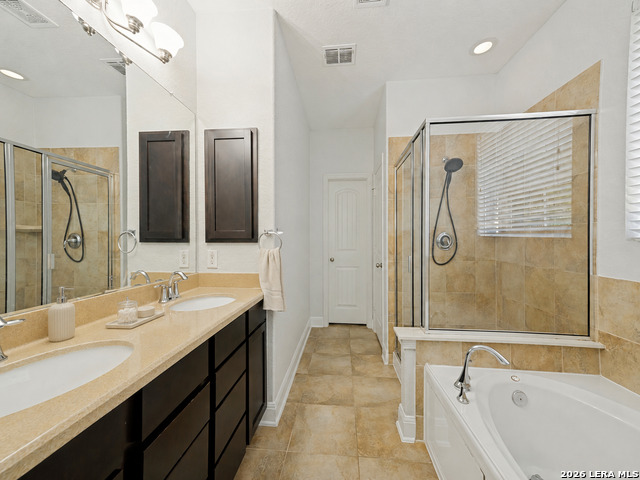 7619 Culebra Property Photo 10