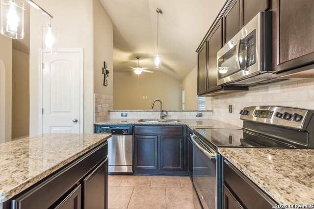 20207 Ashford Property Photo 7