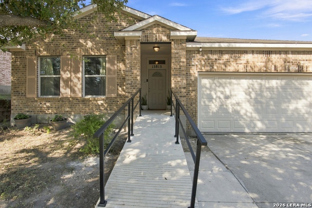 15815 Hastings Park Property Photo 2