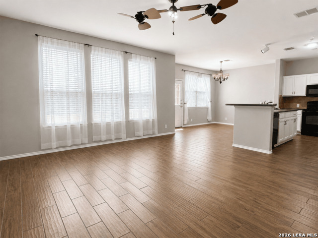 6046 Pecan Tree Property Photo 7