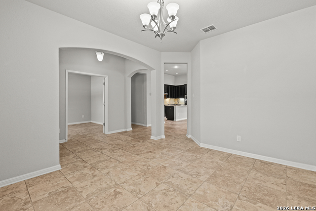 108 Windsor Dr Property Photo 6