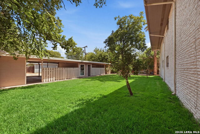1157 Garraty Rd Property Photo 16