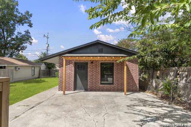 219 Thorain Blvd Property Photo 37