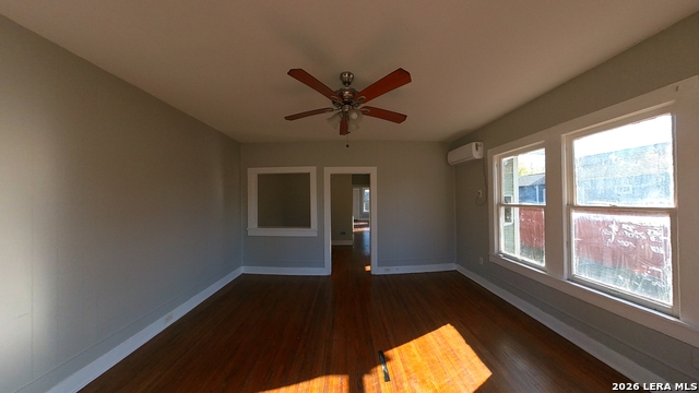 538 Kayton Ave Property Photo 2