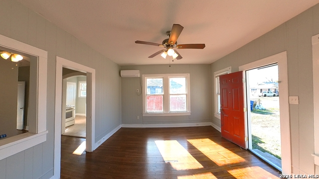 538 Kayton Ave Property Photo 3