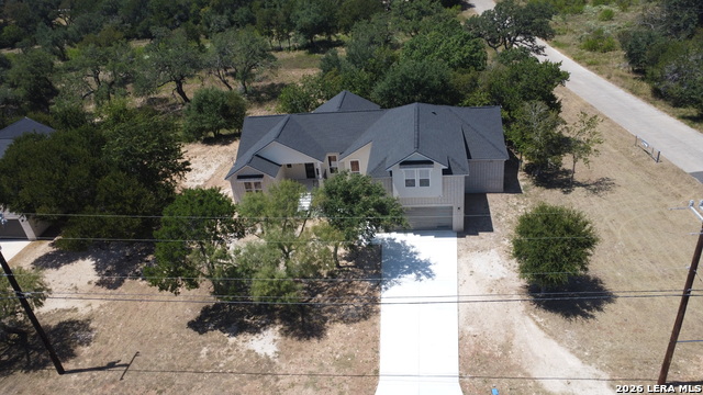 7008 Circle Oak Dr Property Photo 3