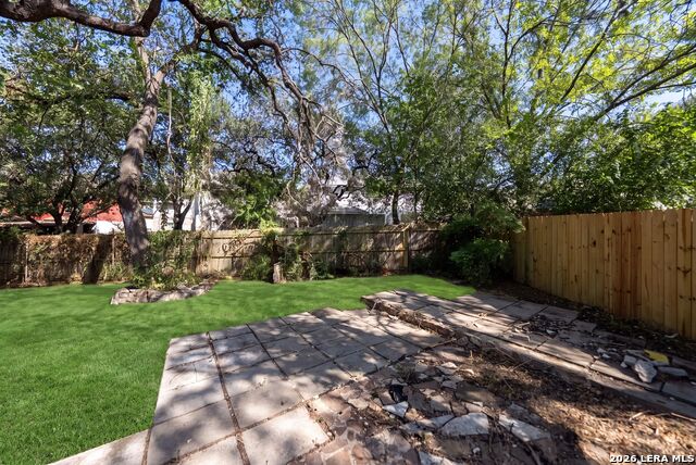13803 Stone Hollow Dr Property Photo 31