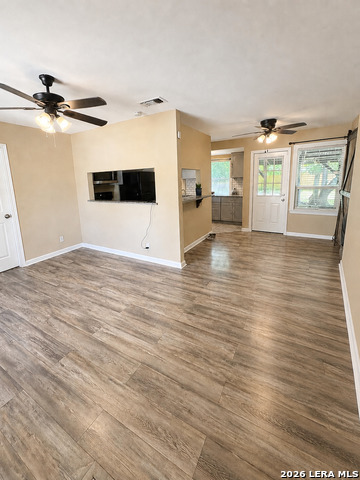 1510 Lorelei Ln Property Photo 3