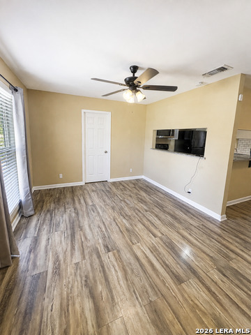 1510 Lorelei Ln Property Photo 4