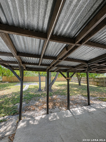 1510 Lorelei Ln Property Photo 18