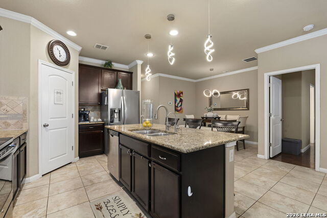 2909 Sunset Summit Property Photo 6