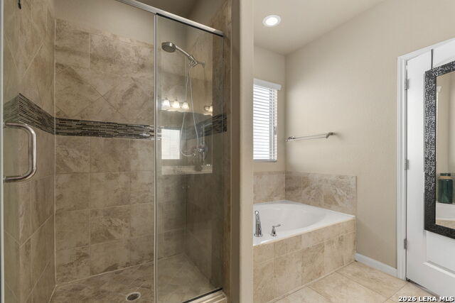 2909 Sunset Summit Property Photo 16