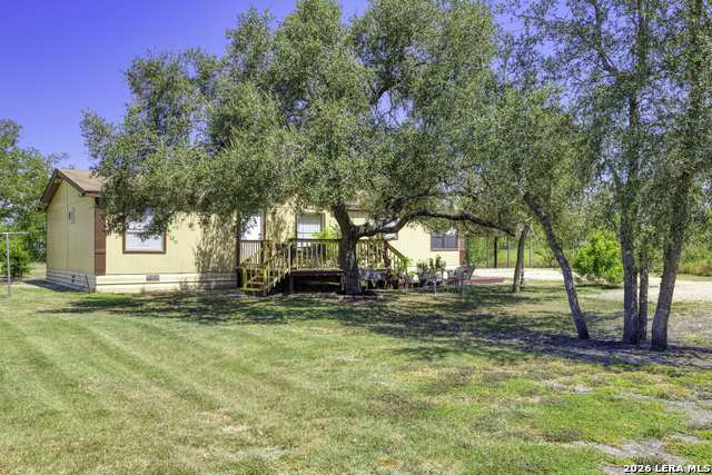 609 County Road 4647 Property Photo 3