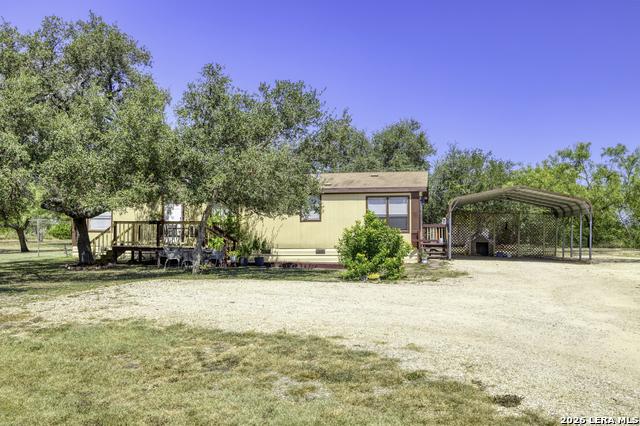 609 County Road 4647 Property Photo 6