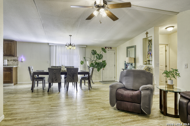 609 County Road 4647 Property Photo 12