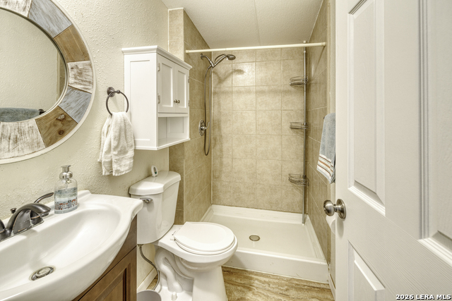609 County Road 4647 Property Photo 20