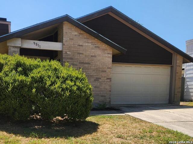 9851 Meadow Way Property Photo 4